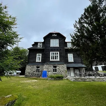 Prázdninový dům Château Josefův Důl