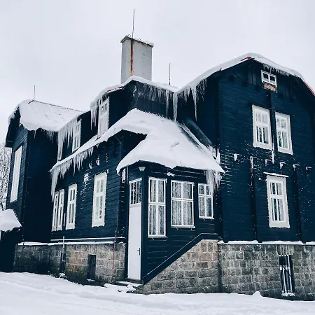 Chateau *