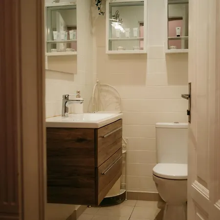 Semesterbostad Chateau Josefŭv Dŭl