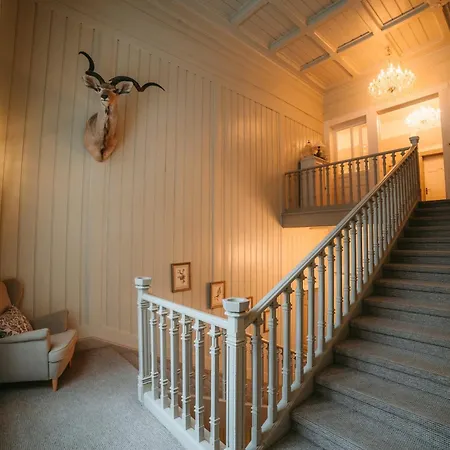 Chateau *